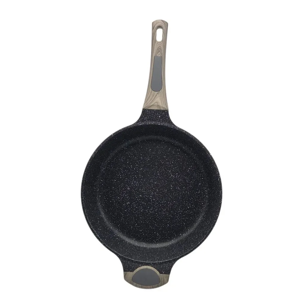 D&W Deane‎ And White Cookware 11